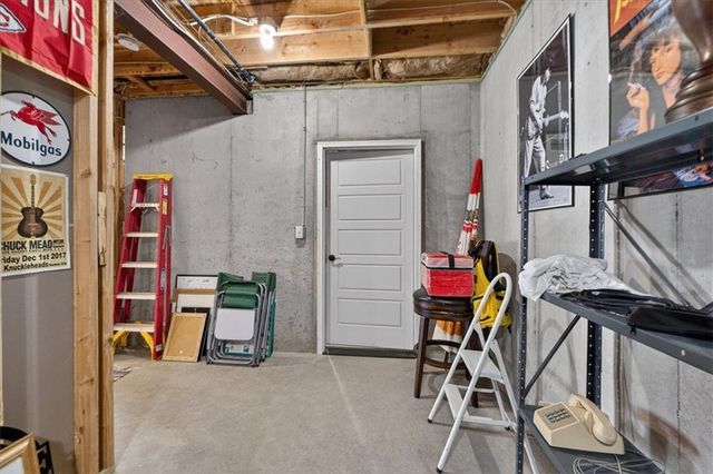 1405 Kensington Lane, Raymore, MO 64083