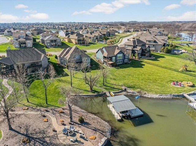 1405 Kensington Lane, Raymore, MO 64083