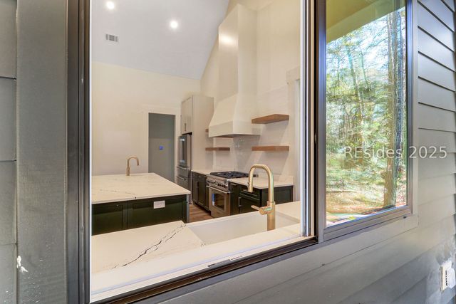 126 Bull Point Dr, Seabrook, SC 29940