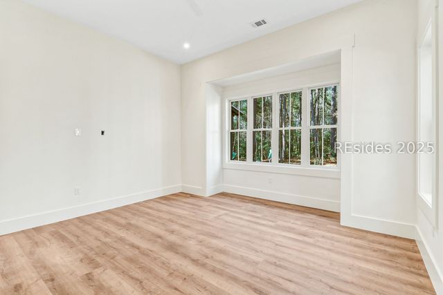 126 Bull Point Dr, Seabrook, SC 29940