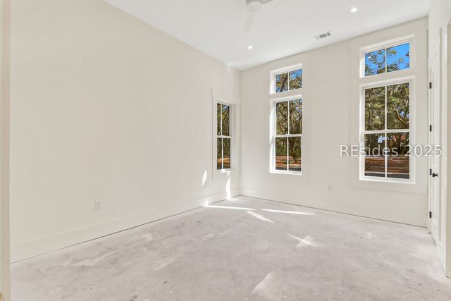 126 Bull Point Dr, Seabrook, SC 29940