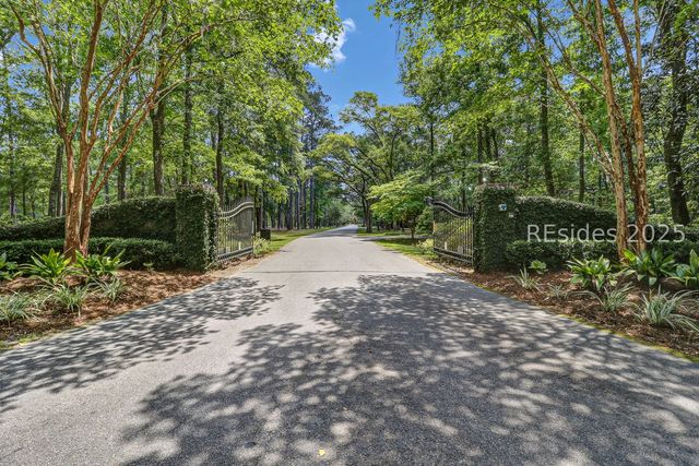 126 Bull Point Dr, Seabrook, SC 29940