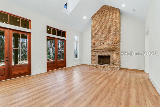 126 Bull Point Dr, Seabrook, SC 29940