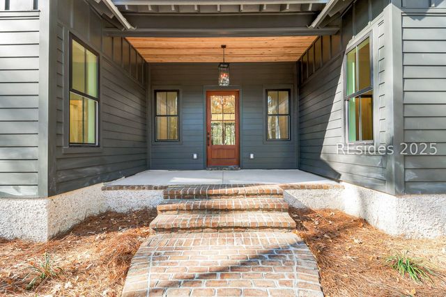 126 Bull Point Dr, Seabrook, SC 29940