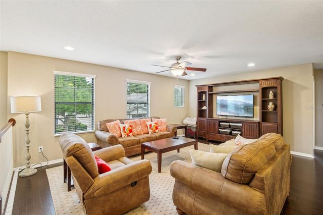 210 DAKOTA HILL DRIVE, Seffner, FL 33584