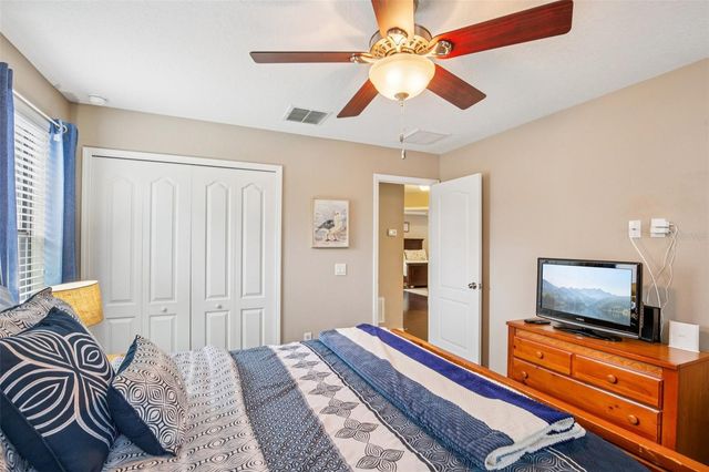 210 DAKOTA HILL DRIVE, Seffner, FL 33584