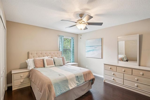 210 DAKOTA HILL DRIVE, Seffner, FL 33584