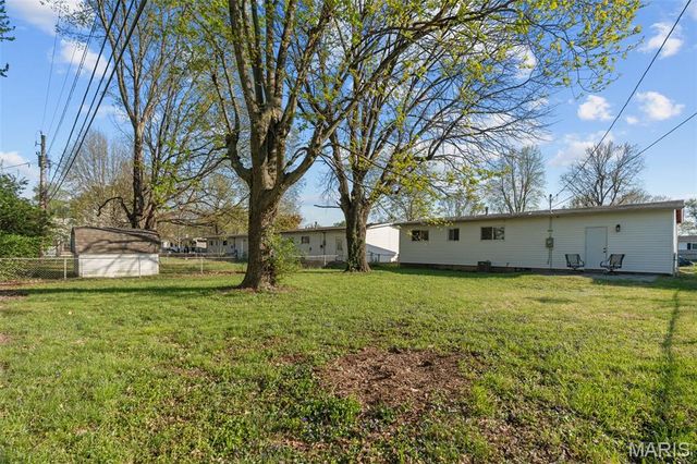 1065 Keeven Lane, Florissant, MO 63031