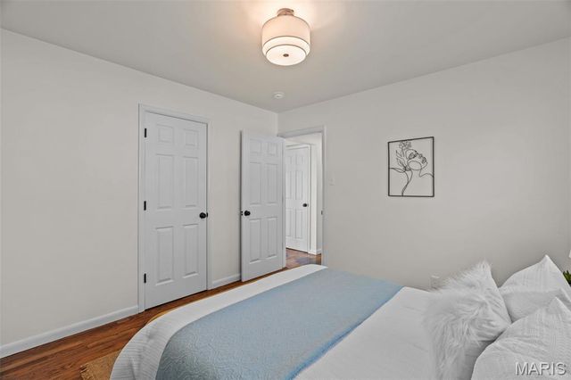 1065 Keeven Lane, Florissant, MO 63031