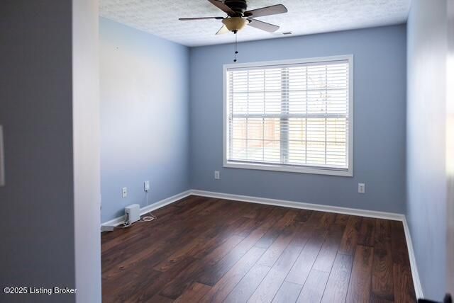 9717 Long Rifle Ln, Louisville, KY 40291