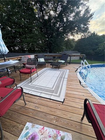 323 Junction Court, Winder, GA 30680