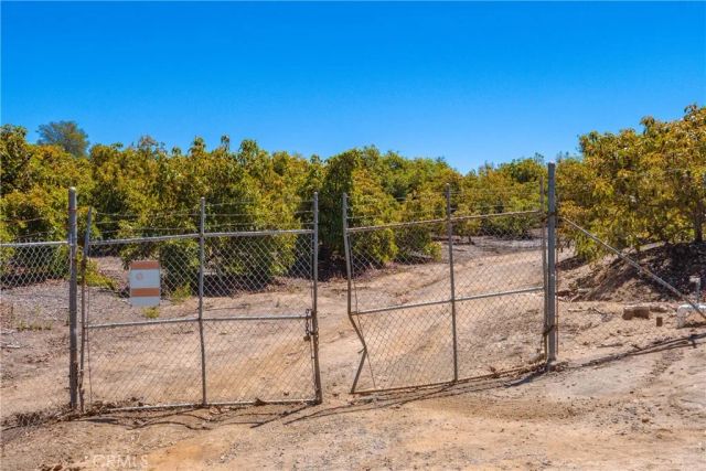 3738 Camaron Rd, Temecula, CA 92590