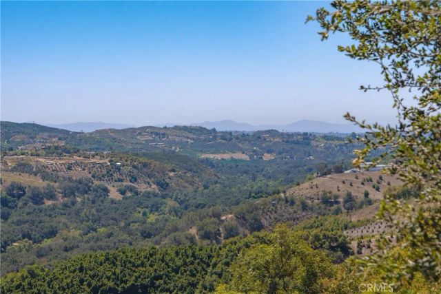 3738 Camaron Rd, Temecula, CA 92590