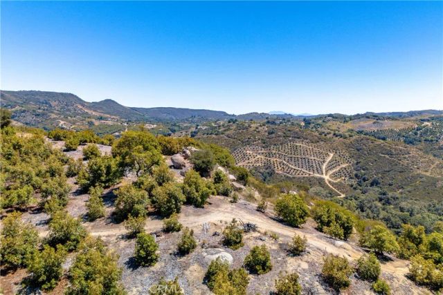 3738 Camaron Rd, Temecula, CA 92590