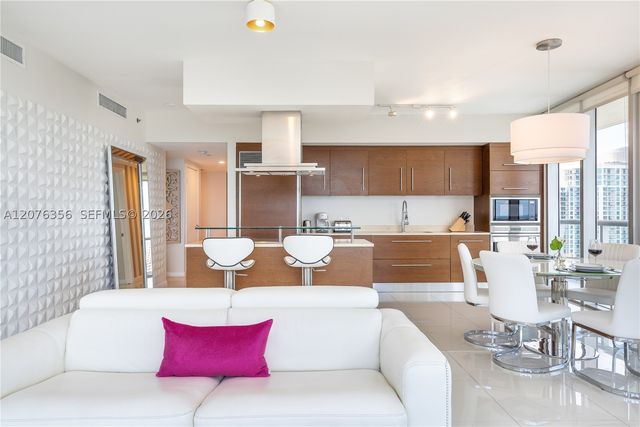 485 Brickell Ave 3410, Miami, FL 33131