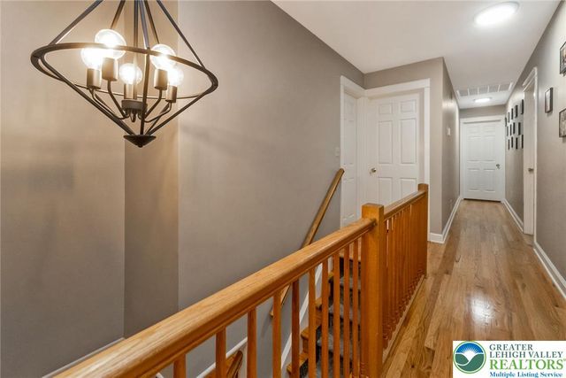 1553 Surrey Road, Bethlehem City, PA 18015
