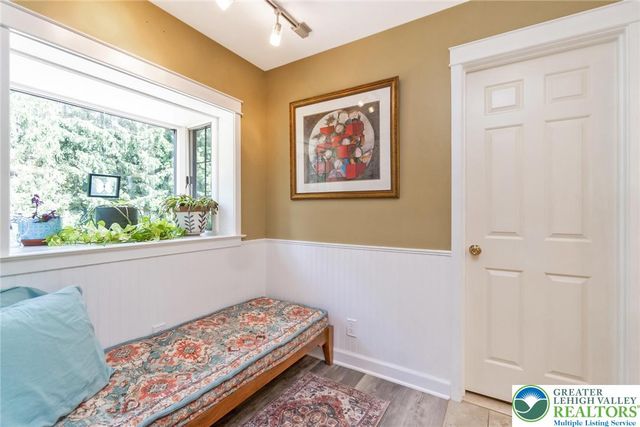 1553 Surrey Road, Bethlehem City, PA 18015