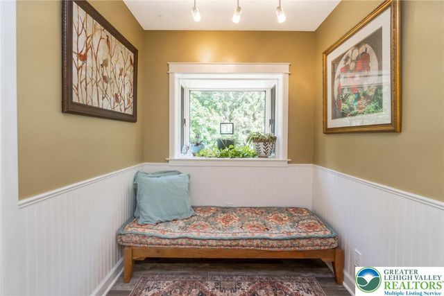 1553 Surrey Road, Bethlehem City, PA 18015