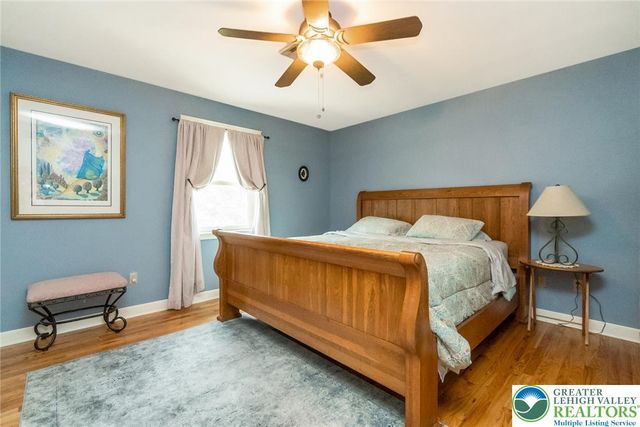 1553 Surrey Road, Bethlehem City, PA 18015