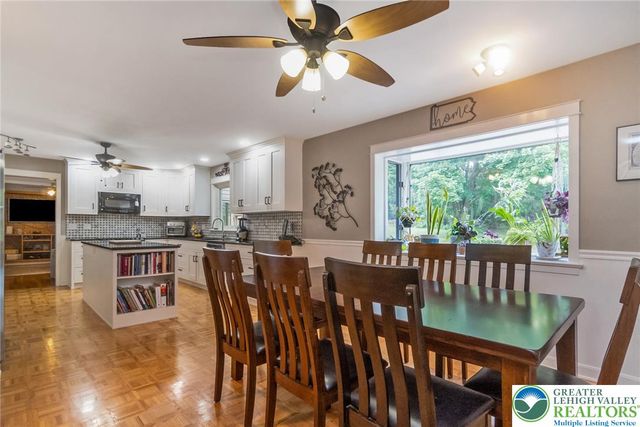 1553 Surrey Road, Bethlehem City, PA 18015