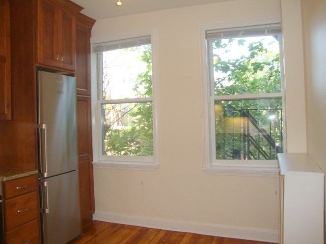 34 Grove 6, Boston, MA 02114
