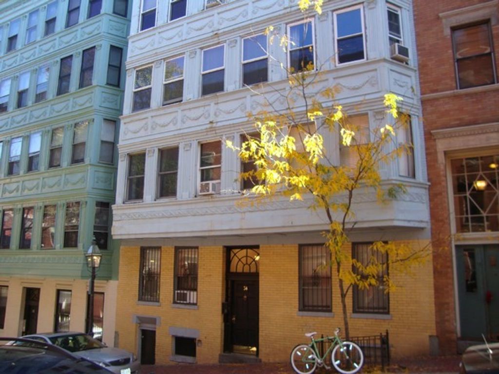 34 Grove 6, Boston, MA 02114