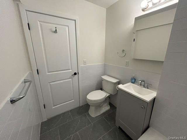 671 Bronx River Road 6G, Yonkers, NY 10704