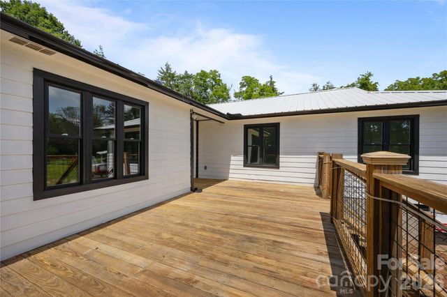 221 John C Logan Road, Rutherfordton, NC 28139