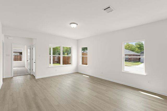 1241 Anderson Drive, Trenton, TX 75490