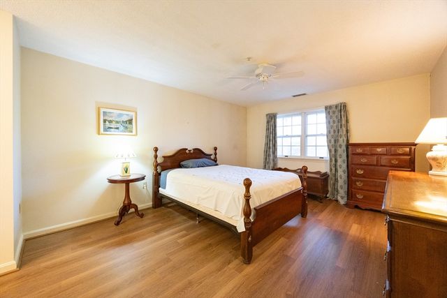 24 Weatherly Drive 1, Salem, MA 01970