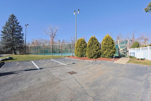 24 Weatherly Drive 1, Salem, MA 01970