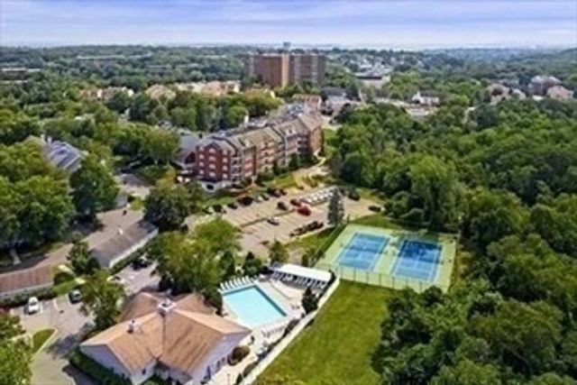 24 Weatherly Drive 1, Salem, MA 01970