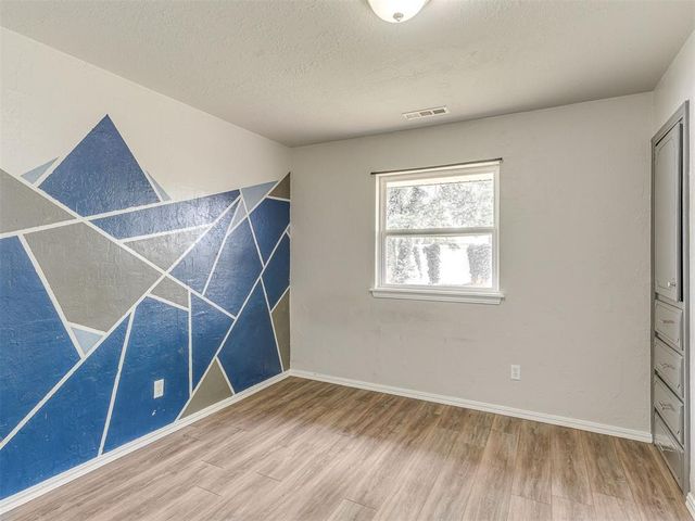 8301 S Country Club Drive, Oklahoma City, OK 73159