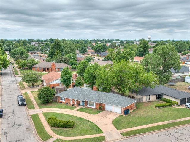 8301 S Country Club Drive, Oklahoma City, OK 73159