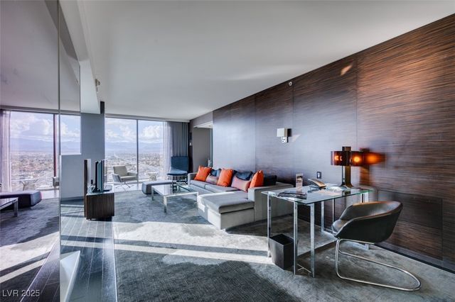 4381 West Flamingo Road 3121, Las Vegas, NV 89103