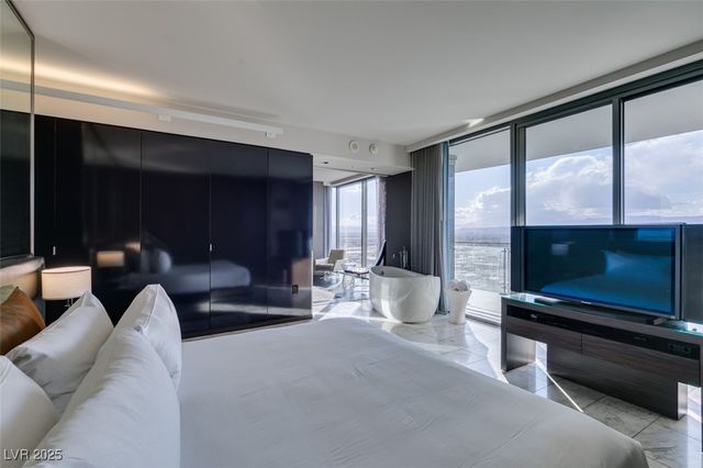 4381 West Flamingo Road 3121, Las Vegas, NV 89103