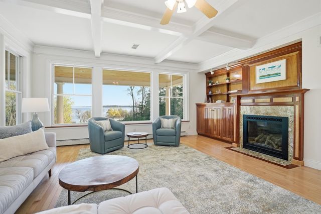132 Point View Drive, Shelburne, VT 05482