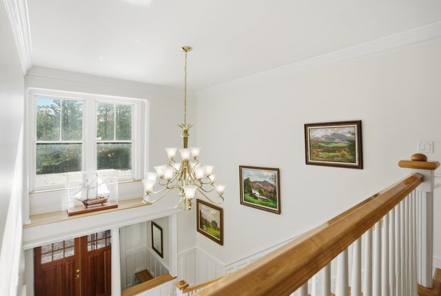 132 Point View Drive, Shelburne, VT 05482