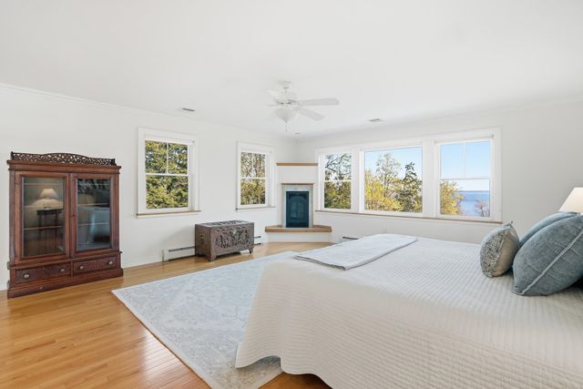 132 Point View Drive, Shelburne, VT 05482