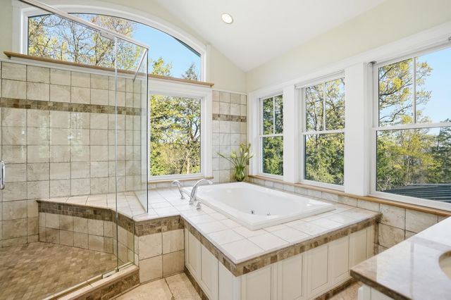 132 Point View Drive, Shelburne, VT 05482