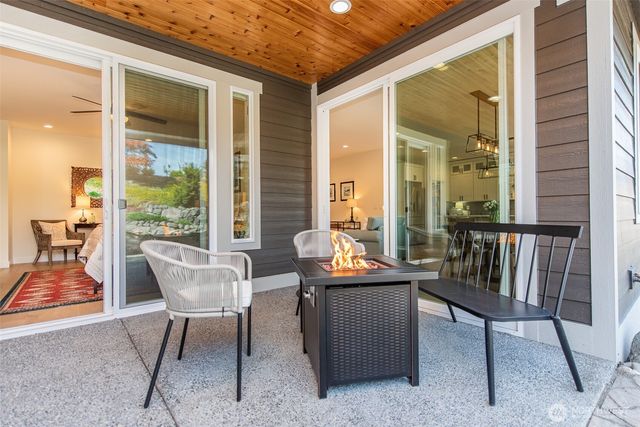 320 Morgison Loop, Sequim, WA 98382