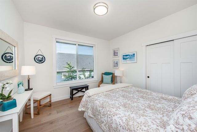 320 Morgison Loop, Sequim, WA 98382