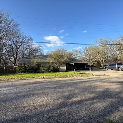 511 Rogers Road, Newark, TX 76071