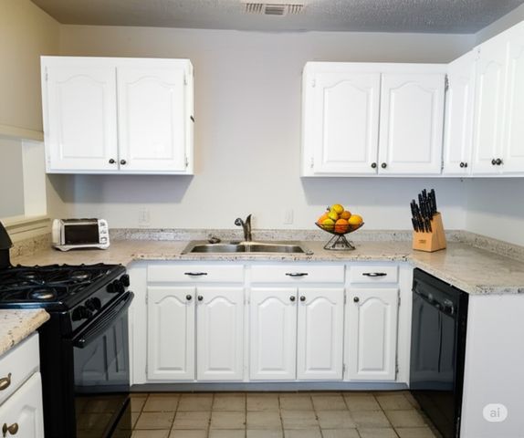 511 Rogers Road, Newark, TX 76071