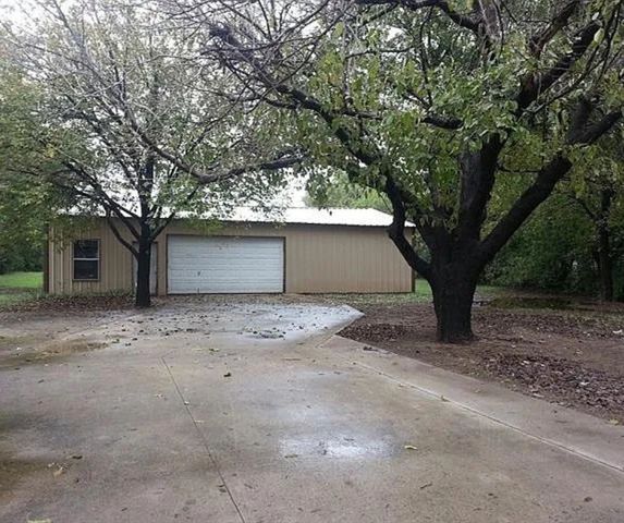 511 Rogers Road, Newark, TX 76071