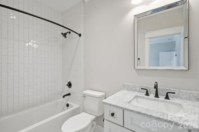 4020 Avalon Avenue, Charlotte, NC 28208