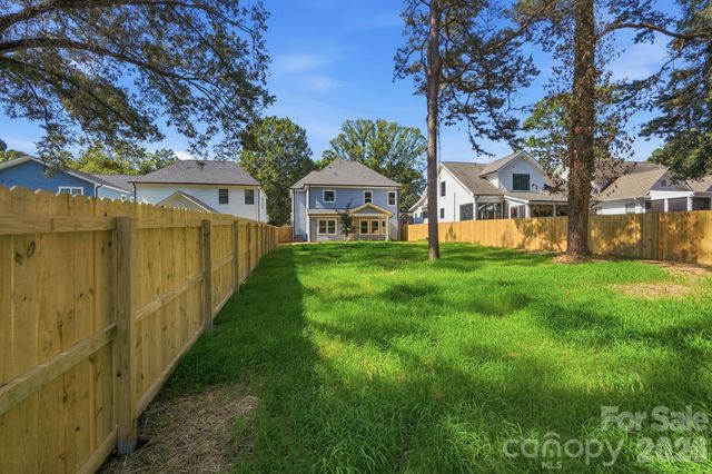 4020 Avalon Avenue, Charlotte, NC 28208