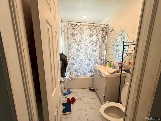 6215 Radnor Street, Detroit, MI 48224