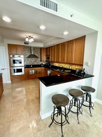 20201 E Country Club Dr 903, Aventura, FL 33180