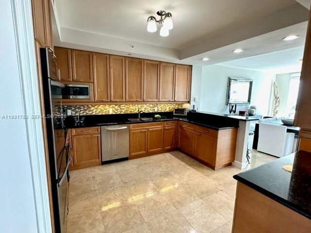 20201 E Country Club Dr 903, Aventura, FL 33180